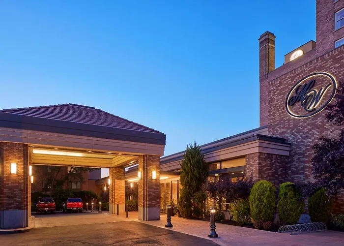 Marcus Whitman Hotel And Conference Center