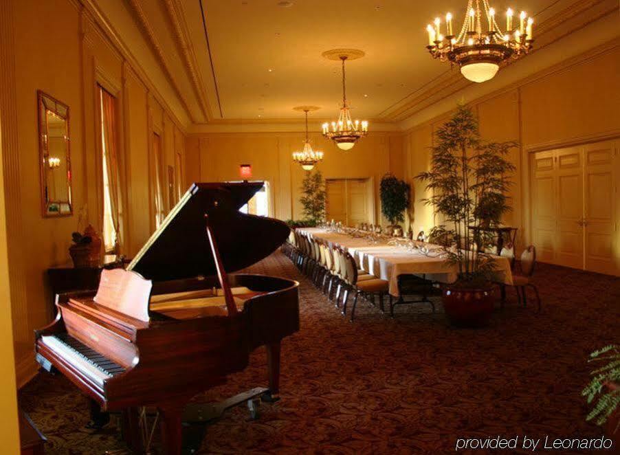 Marcus Whitman And Conference Center 3*